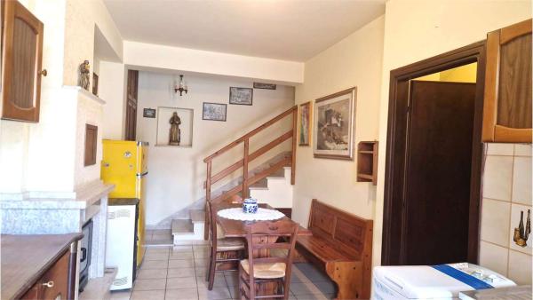 Porzione di Casa in Vendita a Frosinone Via Colle Roffio
