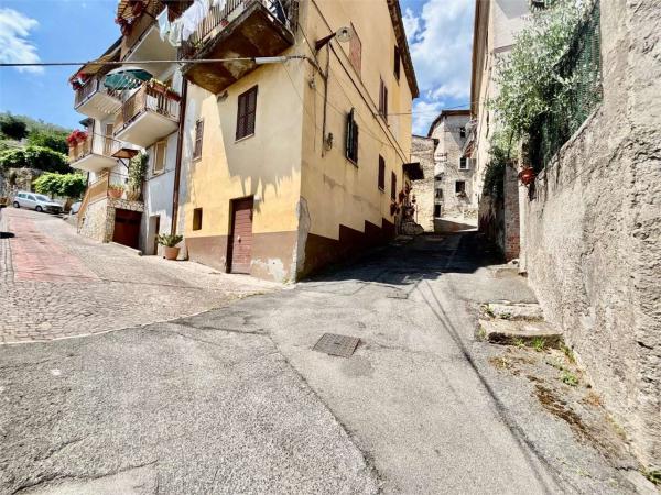 Appartamento in Vendita a Morolo Via Dell'ospedale 