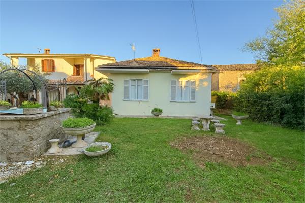 Casa singola in Vendita a Frosinone Via Maria