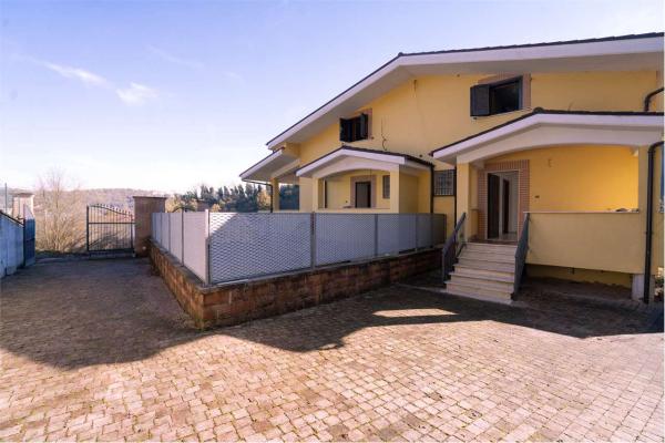 Porzione Villa in Vendita a Ceccano Via Castellone