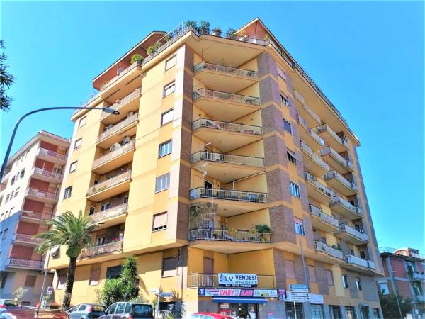 Garage in Vendita a Frosinone Via Firenze