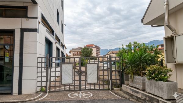Negozio in Vendita a Frosinone Via Marco Tullio Cicerone