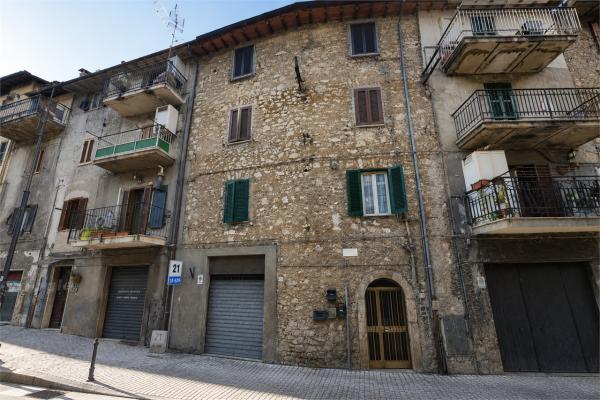 Appartamento in Vendita a Carpineto Romano Via Roma